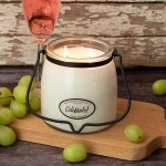 Milkhouse Candles CELEBRATE! Świeca Średnia