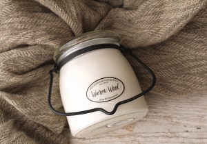 Milkhouse Candles WARM WOOL Świeca Średnia