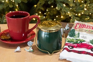 Milkhouse Candles HOLIDAY HOME Painted Jar
