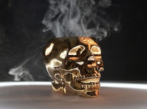 Milkhouse Candles LE SKULL HALLOWEEN 9oz: HAUNTED HALLOWS