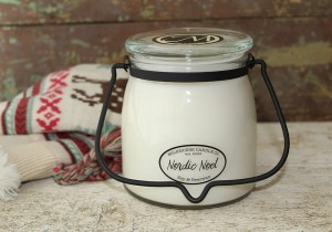 Milkhouse Candles NORDIC NOEL Świeca Średnia